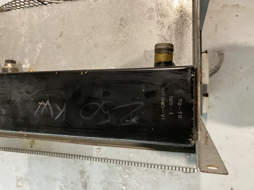 Image 7 of 8 - No plate