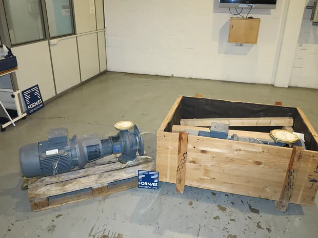 Image 2 of 6 - Iron Pump - CNLB 80-80/160