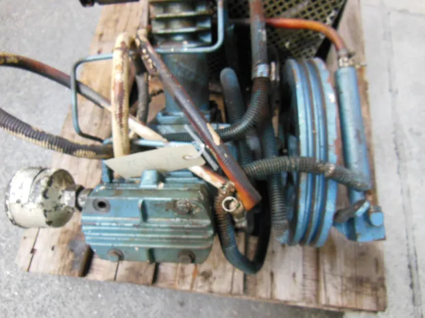 Image 2 of 3 - Ingersoll-Rand - 231