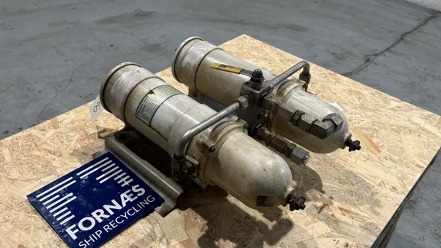 Image 2 of 8 - Parker Racor - 751000MAX