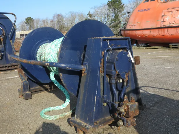 Image 2 of 7 - Tackle winch