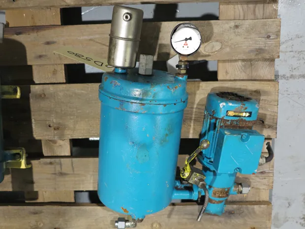 Image 1 of 3 - CJC - HDU 15/25 (no plate)