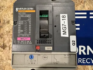 Merlin Gerin - Compact