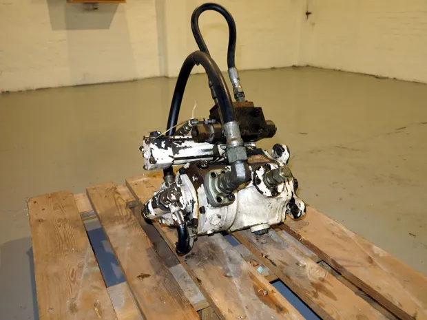 Image 3 of 4 - HP923