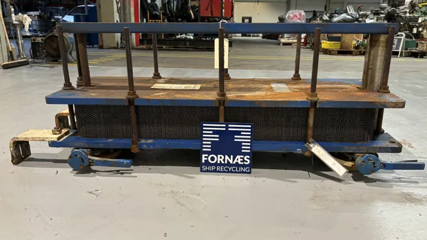 Image 3 of 9 - APV - N35