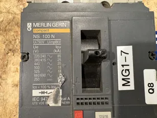 Merlin Gerin - Compact