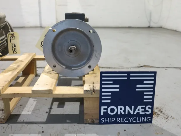 Image 2 of 4 - ATB - 100L/4A-12