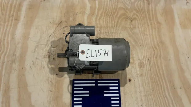 Image 2 of 8 - Lönne  - HUD 0708/1098008-046-3