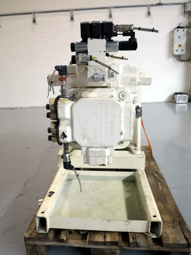 Image 5 of 8 - HP917