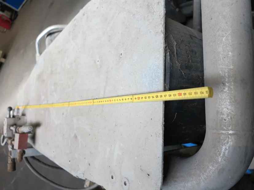 Image 6 of 6 - No plate