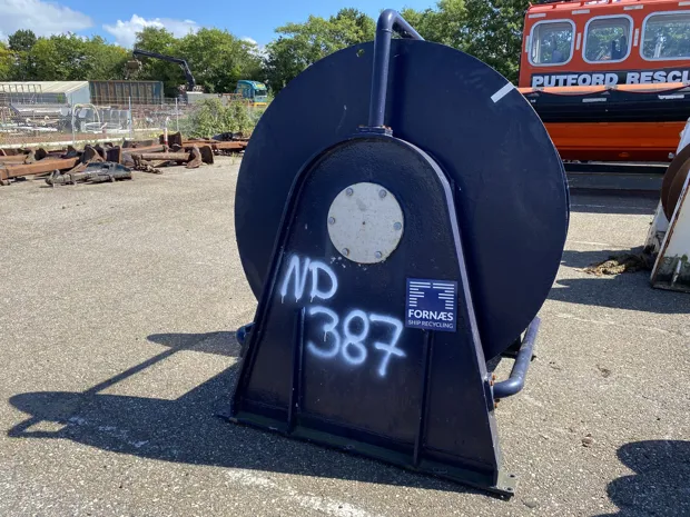 Image 2 of 6 - ND387