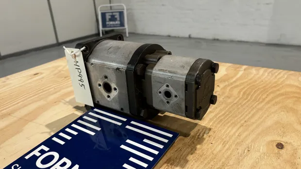 Image 6 of 8 - HP995