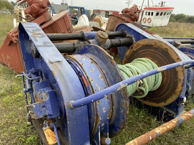 Image 5 of 7 - Trawl winch