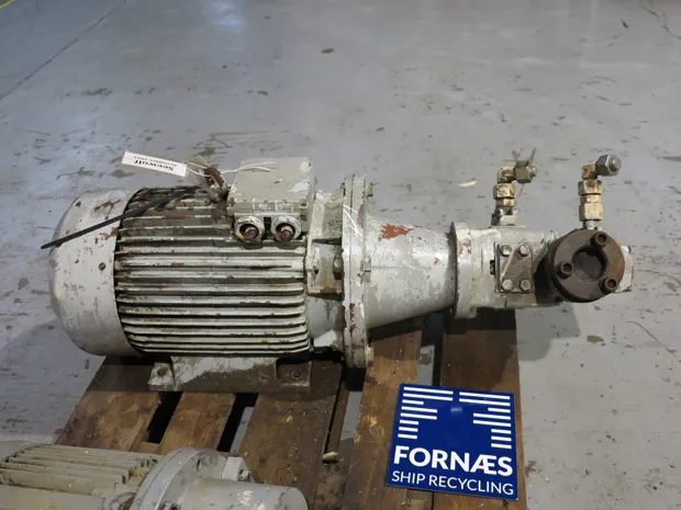 Image 2 of 4 - HP962