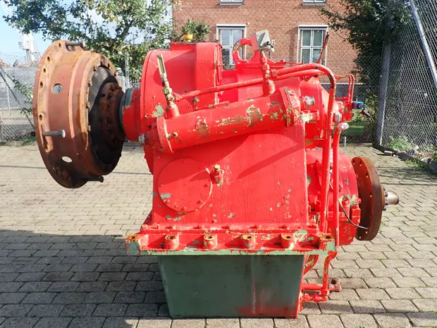 Image 2 of 6 - Ulstein - 600 AGSC