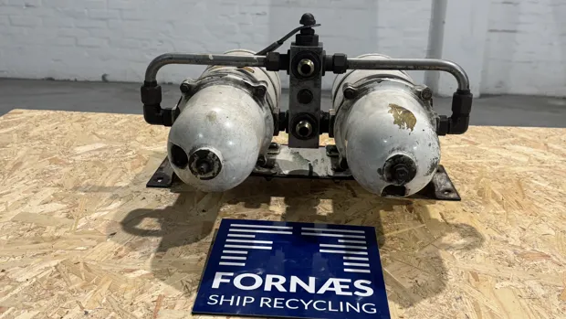 Image 3 of 7 - Parker racor - 75900MAX