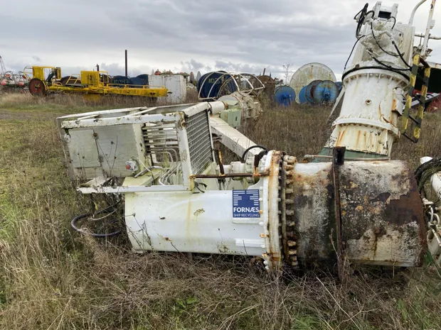 Image 4 of 9 - TMP - No plate