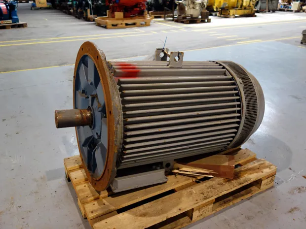 Image 3 of 4 - ABB - M2FA 315MB 4 V1