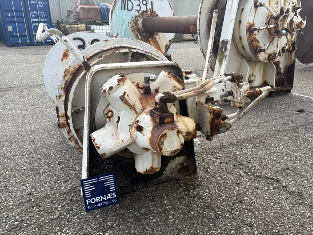 Image 3 of 7 - ND392