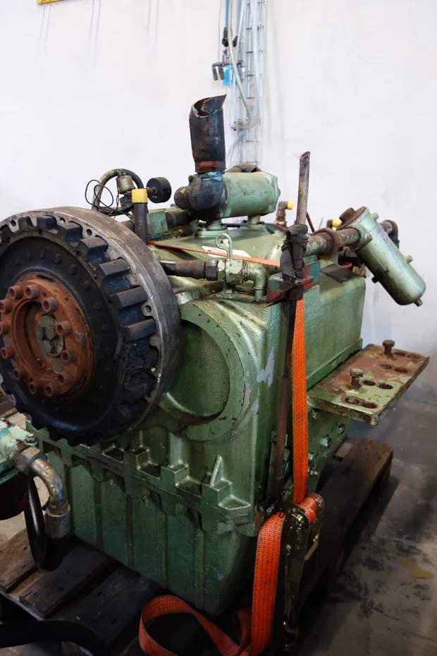 Image 2 of 8 - Guascor - RV 300