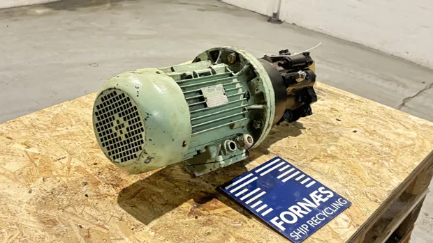 Image 2 of 8 - HP1038