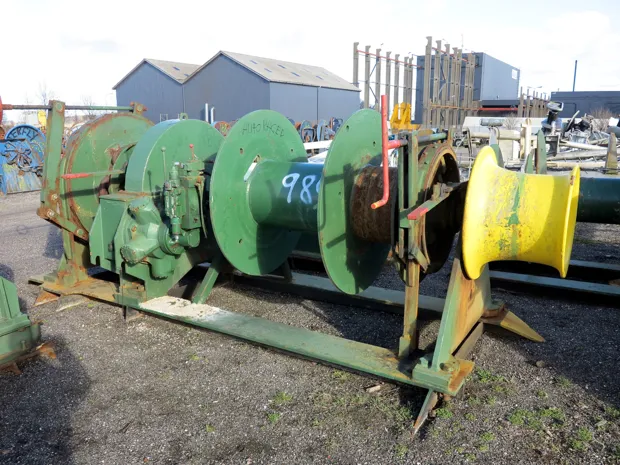 Image 1 of 5 - Anchor/Mooring winch