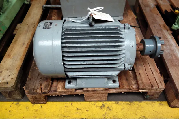 Image 1 of 2 - Bauknecht - 160L