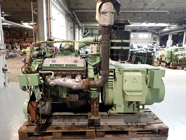 Image 2 of 5 - Detroit