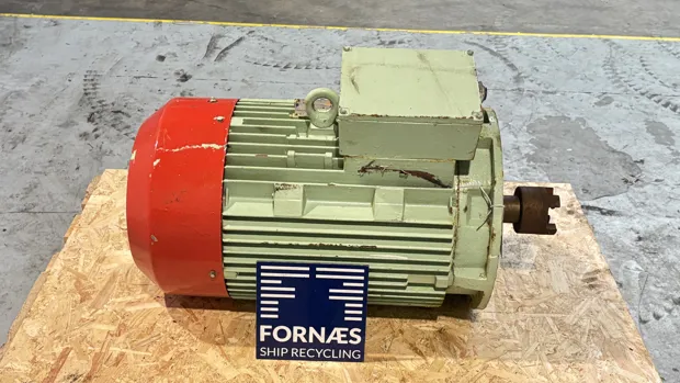 Image 2 of 8 - Lönne - VC200LK04