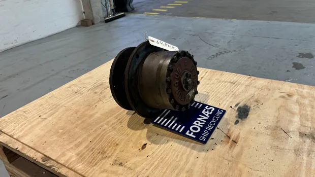 Image 2 of 8 - FAIRFIELD MFG. CO. INC. - TORQUE HUB W1B500318ZG