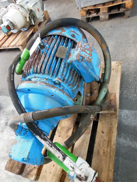 Image 2 of 3 - HP128