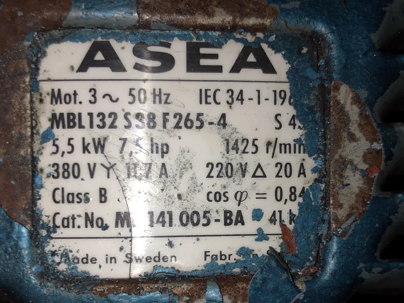 Image 6 of 8 - HS114