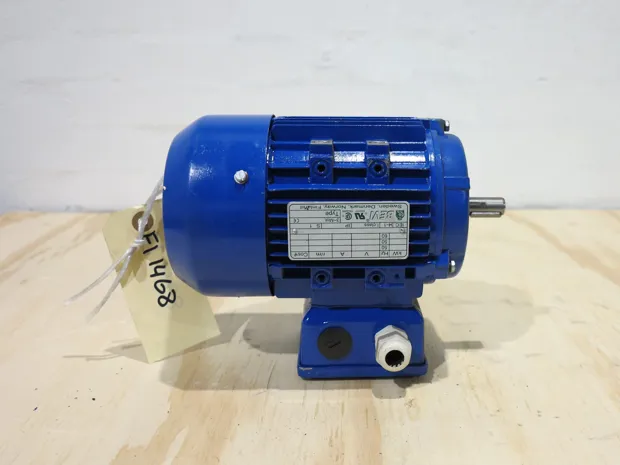 Image 1 of 5 - Bevi - A2