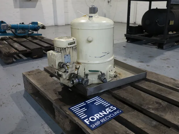 Image 2 of 4 - CJC - HDU 27/27P