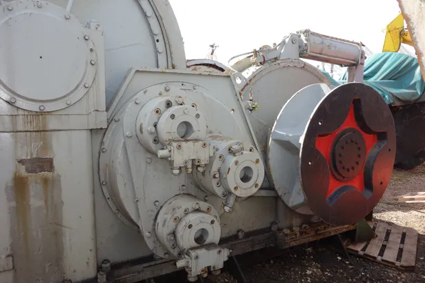 Image 5 of 9 - Waterfall towing winch