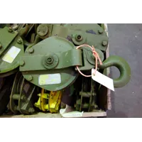 D125