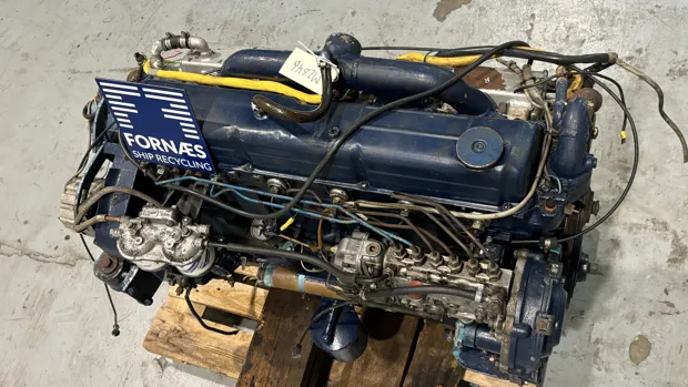 Image 9 of 9 - Ford  - 826E