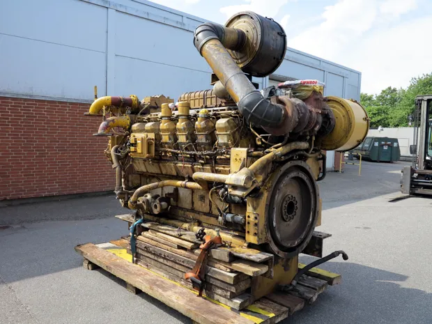 Image 3 of 8 - Caterpillar - 3512 B