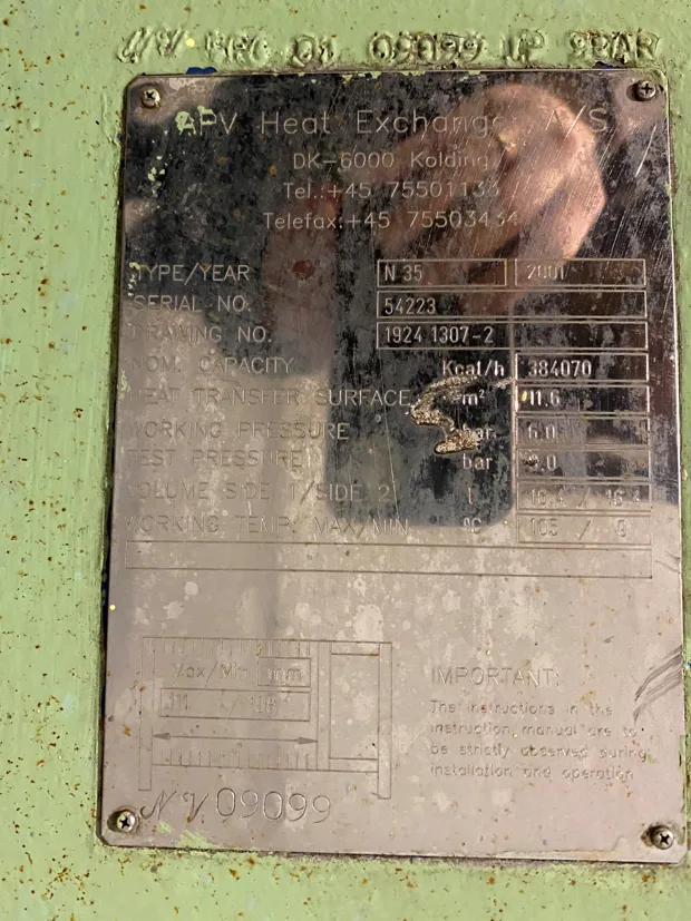 Image 2 of 5 - APV - N35