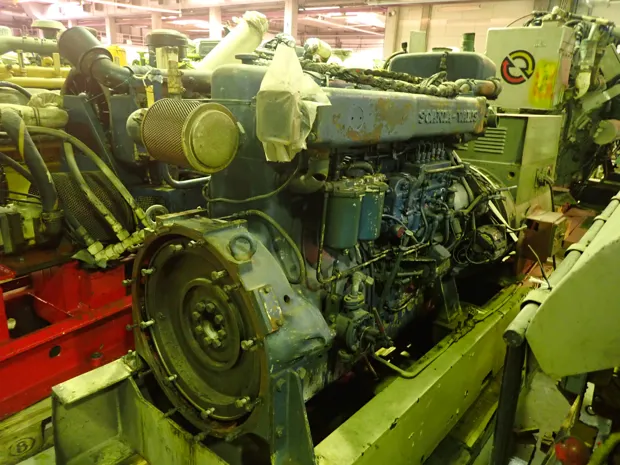 Image 1 of 4 - Scania