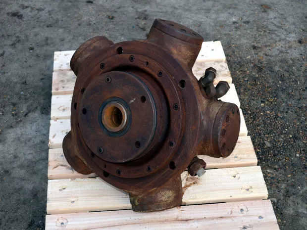 Image 1 of 2 - Staffa - GB525 5 cyl