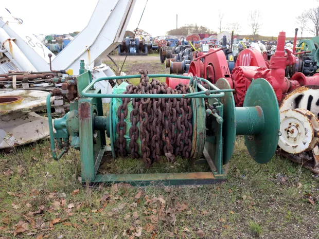 Image 3 of 5 - Various bigger