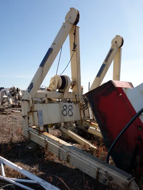 Image 1 of 2 - Hydralift - FRC Davit / Mobbådkran