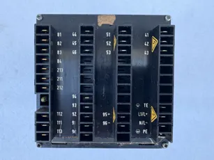 Jumo Dicon -  SM Pressure Controller SRM-96/10-021,00-61 Range 0 5.99 Bar