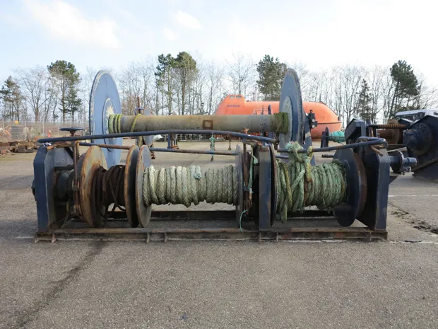 Image 1 of 8 - Trawl winch
