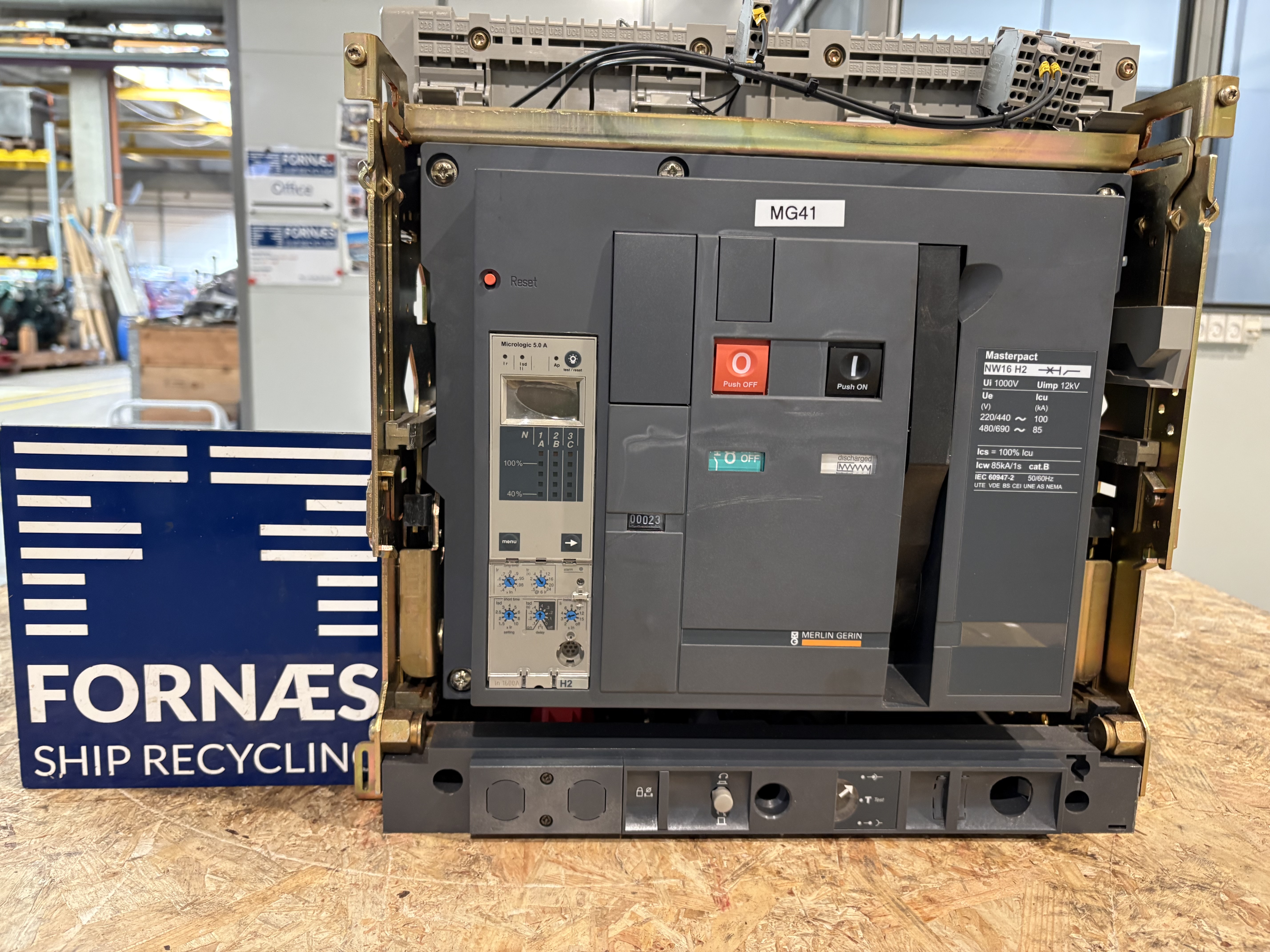 Merlin Gerin - Masterpact