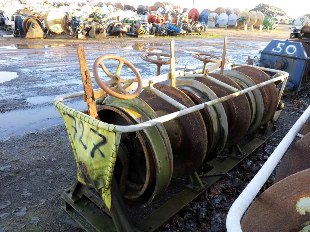 Image 5 of 5 - Trawl winch