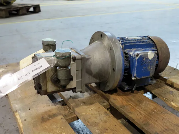 Image 2 of 5 - HP907