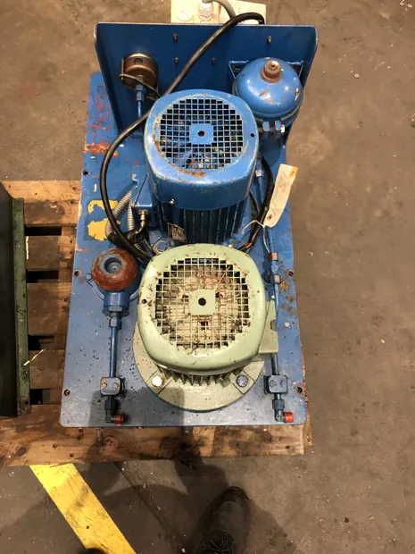 Image 2 of 10 - HS89