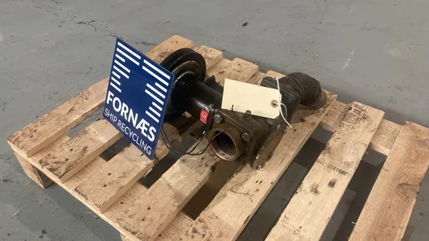 Image 1 of 5 - Johnson Pump - F9B-5600-VF 10-13226-99